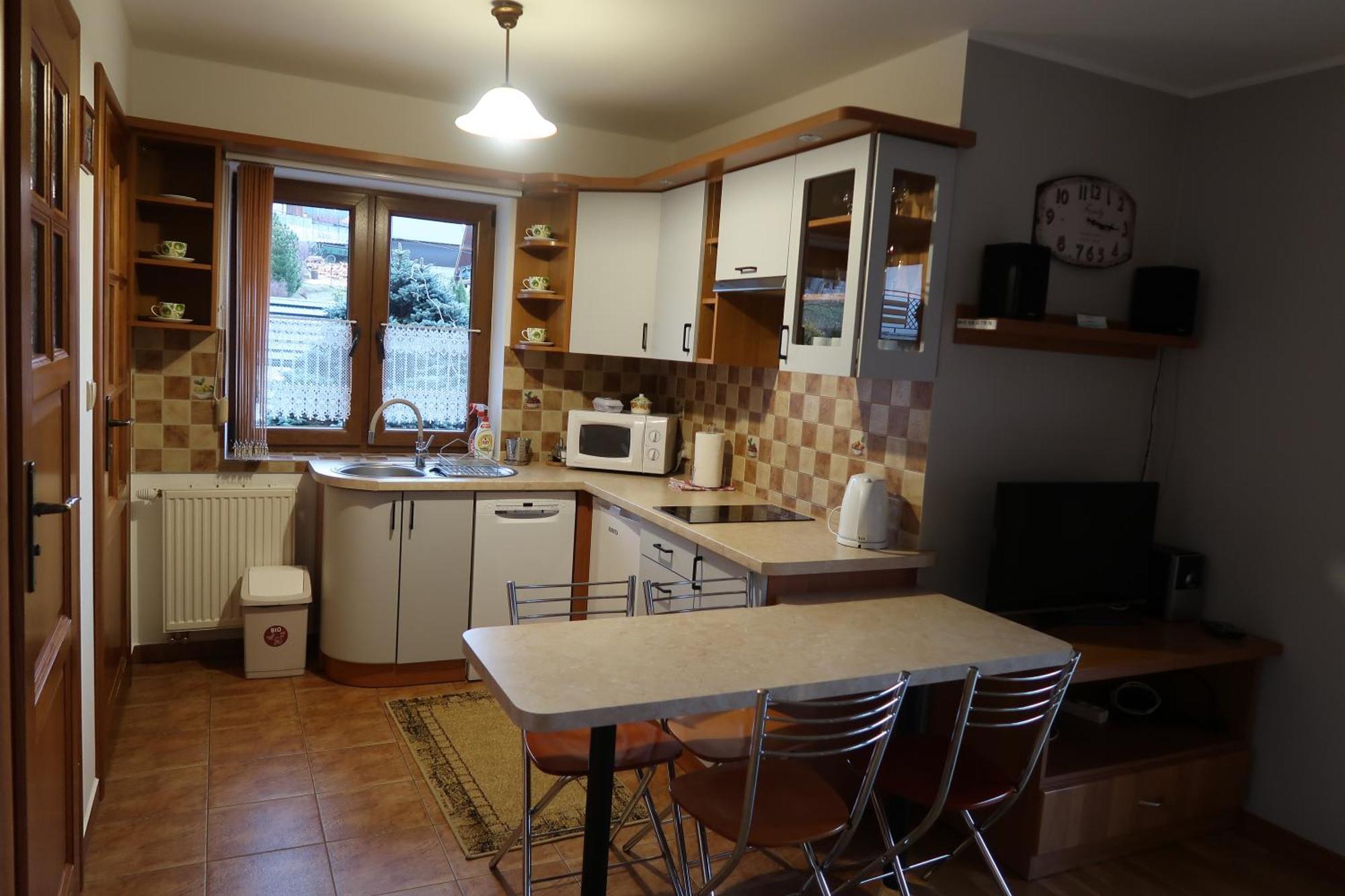 Apartamenty- Mieszkania Wakacyjne Чарна-Гура Экстерьер фото