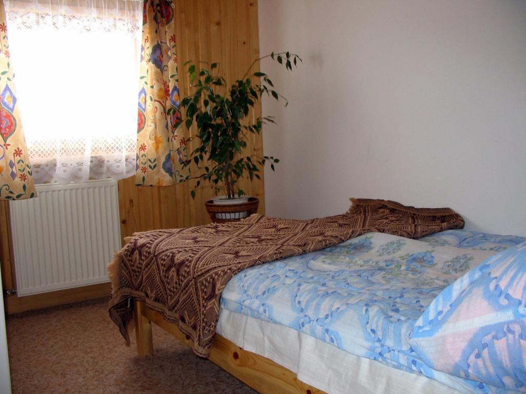 Apartamenty- Mieszkania Wakacyjne Чарна-Гура Номер фото